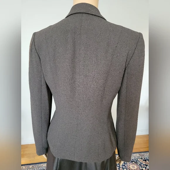 Ann Taylor Gray Blazer - Size 2 - Picture 2 of 7